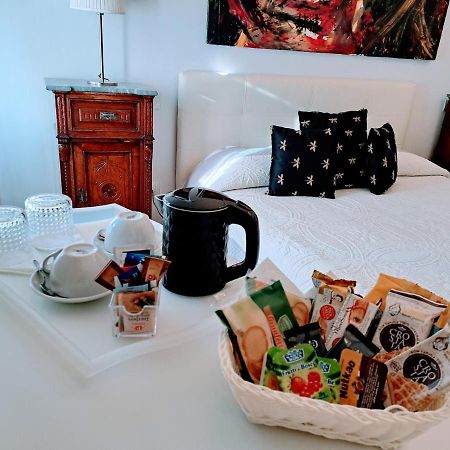 Dora Aurea Hotel Леванто Екстериор снимка