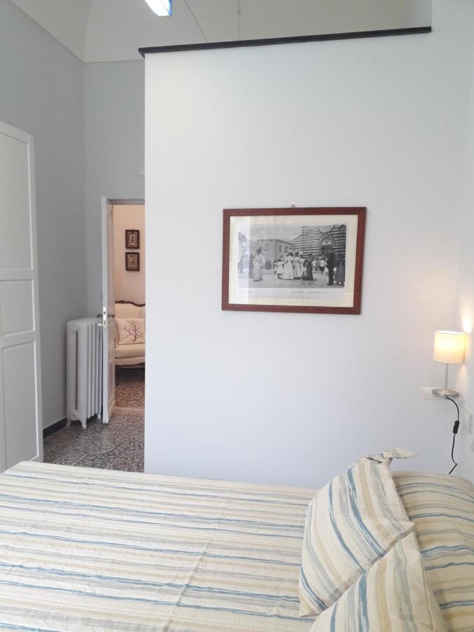 Dora Aurea Hotel Леванто Екстериор снимка