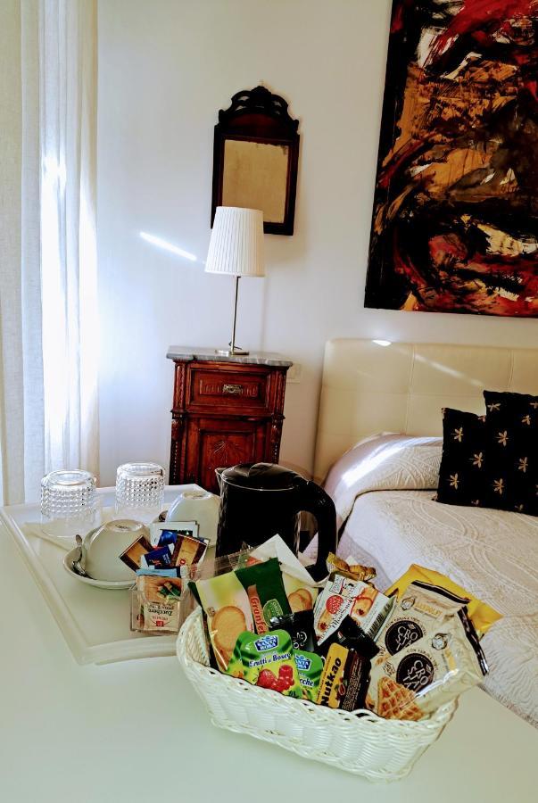 Dora Aurea Hotel Леванто Екстериор снимка