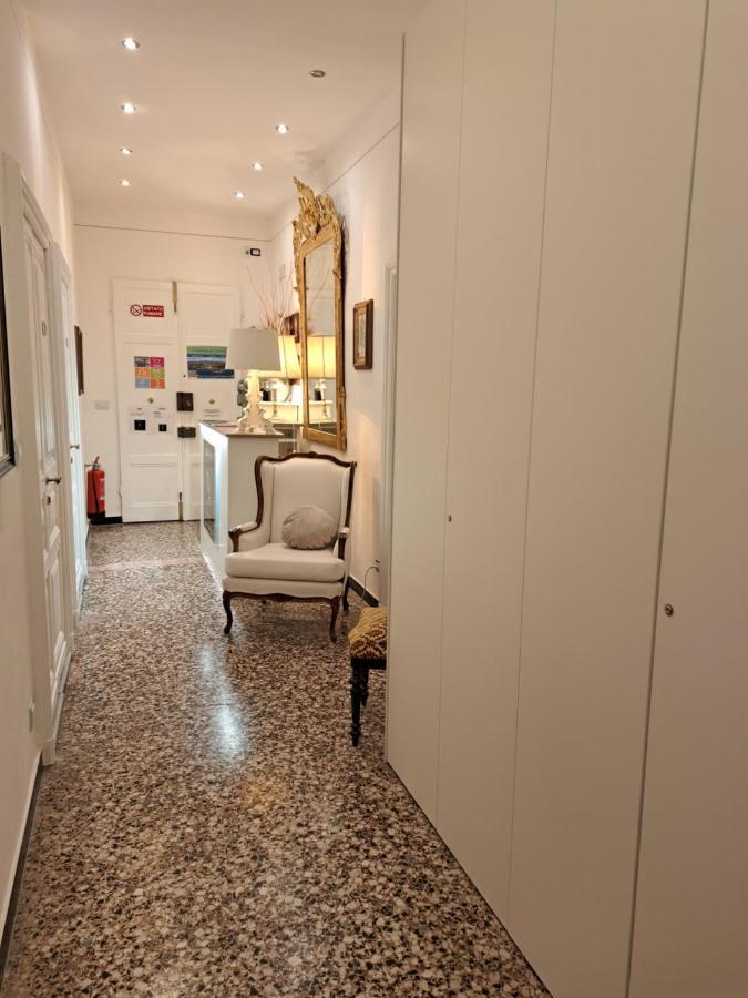 Dora Aurea Hotel Леванто Екстериор снимка