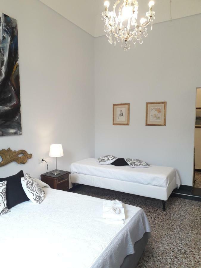 Dora Aurea Hotel Леванто Екстериор снимка