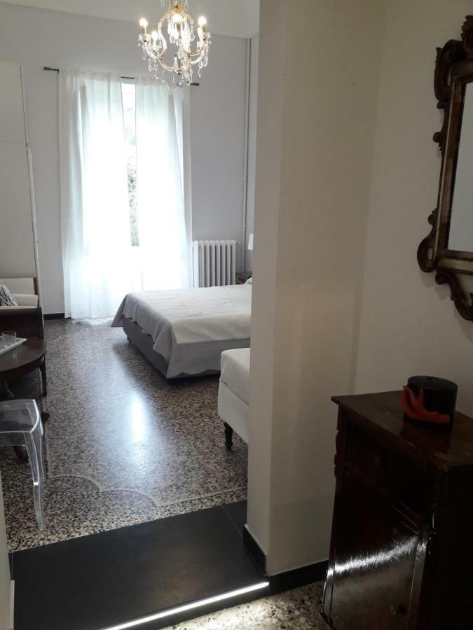 Dora Aurea Hotel Леванто Екстериор снимка