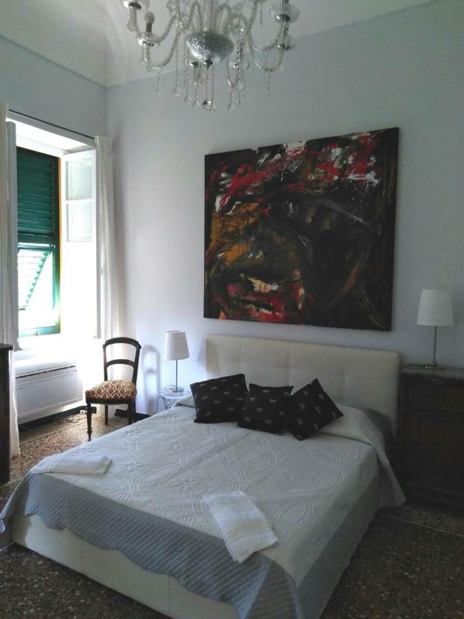 Dora Aurea Hotel Леванто Екстериор снимка
